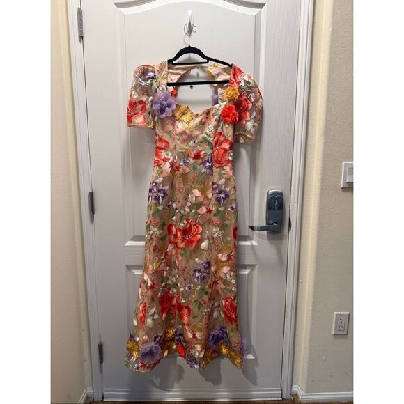 Elliatt Sophie Embroidered Maxi Dress in  Floral wedding Guest Party size S NWT - Picture 4 of 7